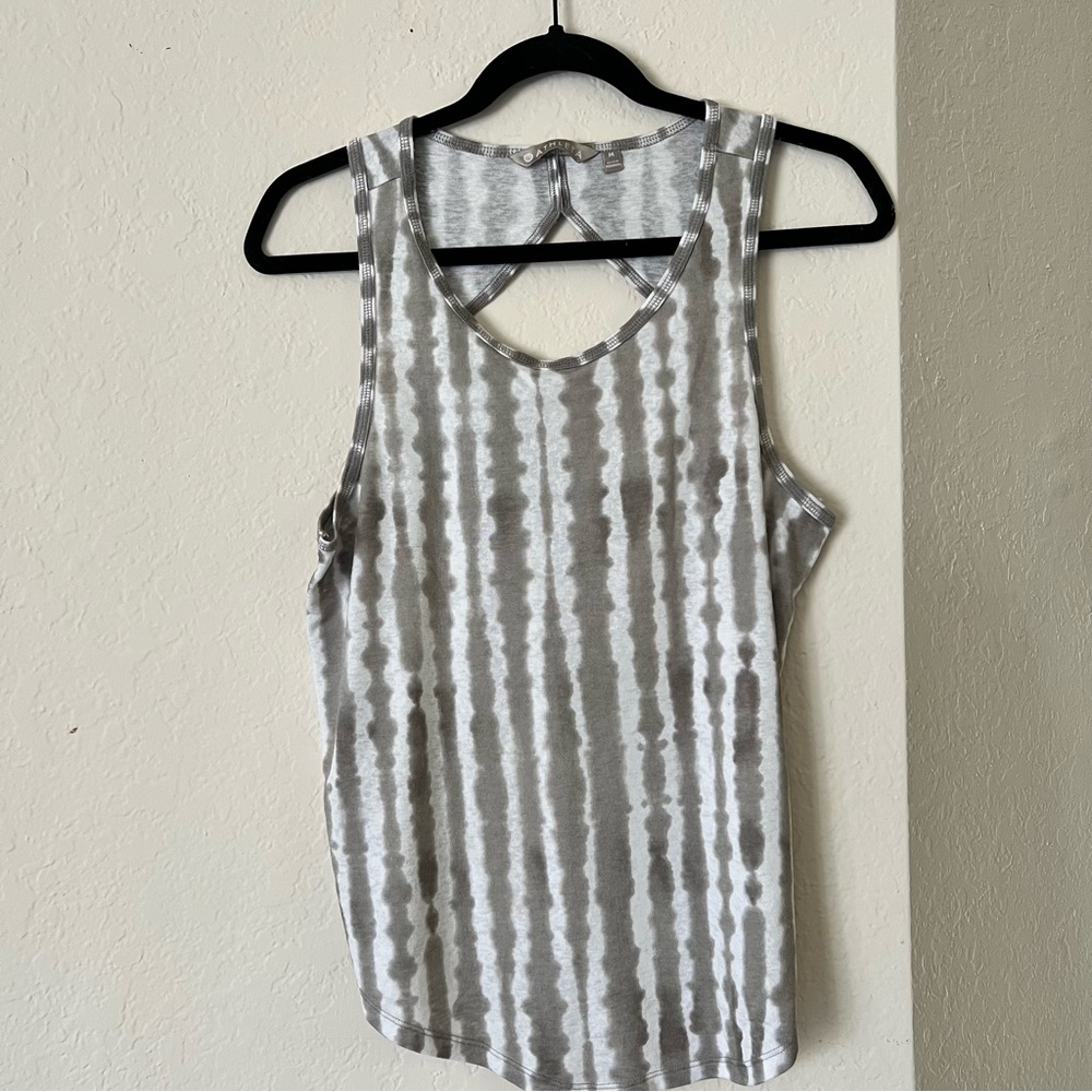 Athleta Breezy Printed Cutout Tank Top Size Medium Grey Snake Yoga